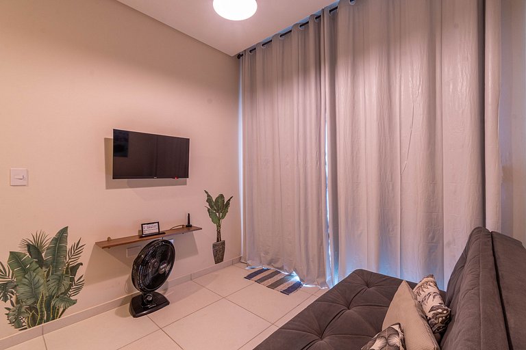 Top c/ Varanda,100M Praia c/ Cozinha, Wifi, ArCond