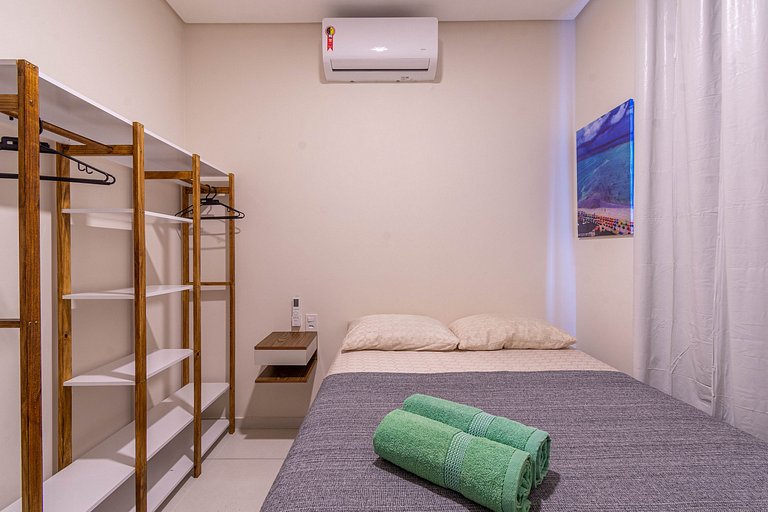 Top c/ Varanda,100M Praia c/ Cozinha, Wifi, ArCond