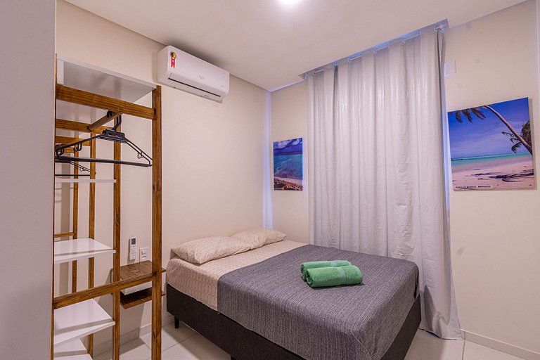 Top c/ Varanda,100M Praia c/ Cozinha, Wifi, ArCond
