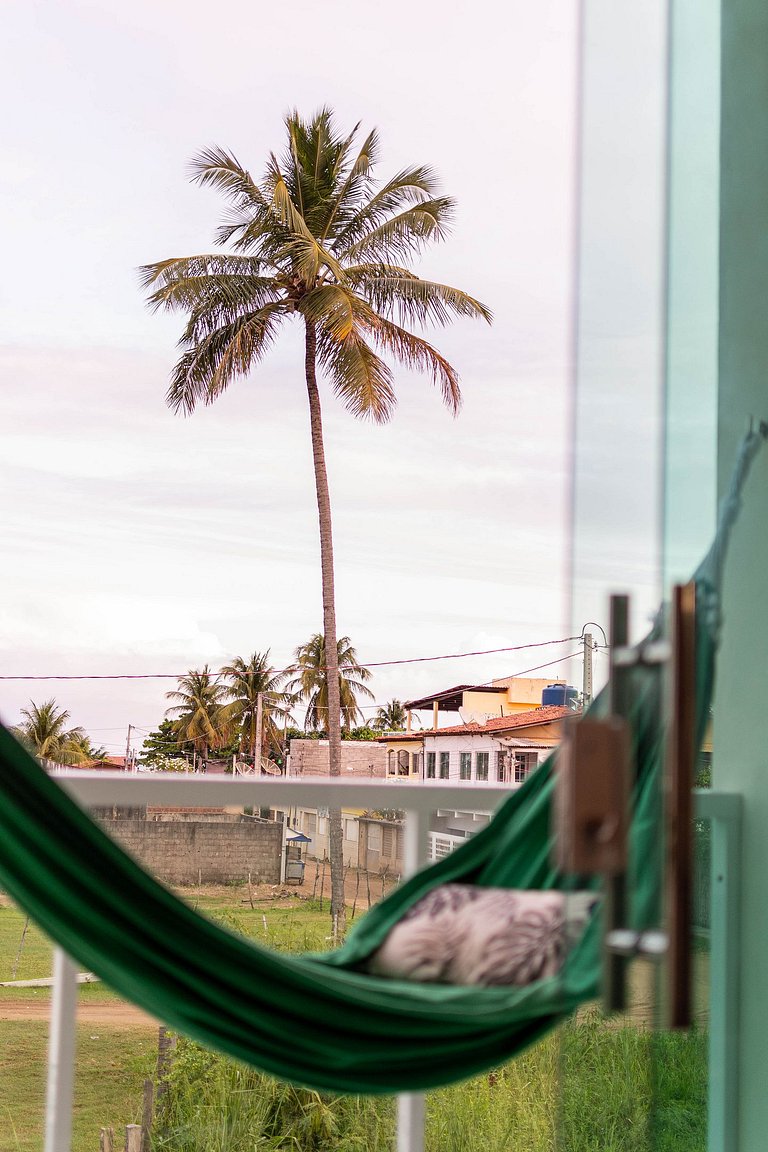 Top c/ Varanda,100M Praia c/ Cozinha, Wifi, ArCond