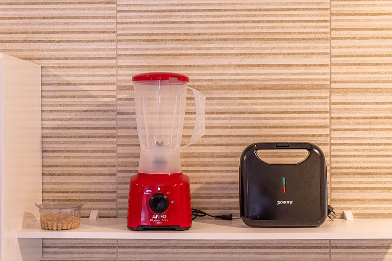 Flats Mar'Bella Conforto e Espaço para FAMÍLIA/ Cozinha Equi