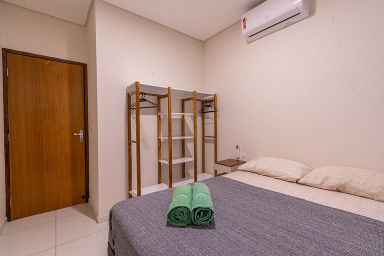 Top c/ Varanda,100M Praia c/ Cozinha, Wifi, ArCond